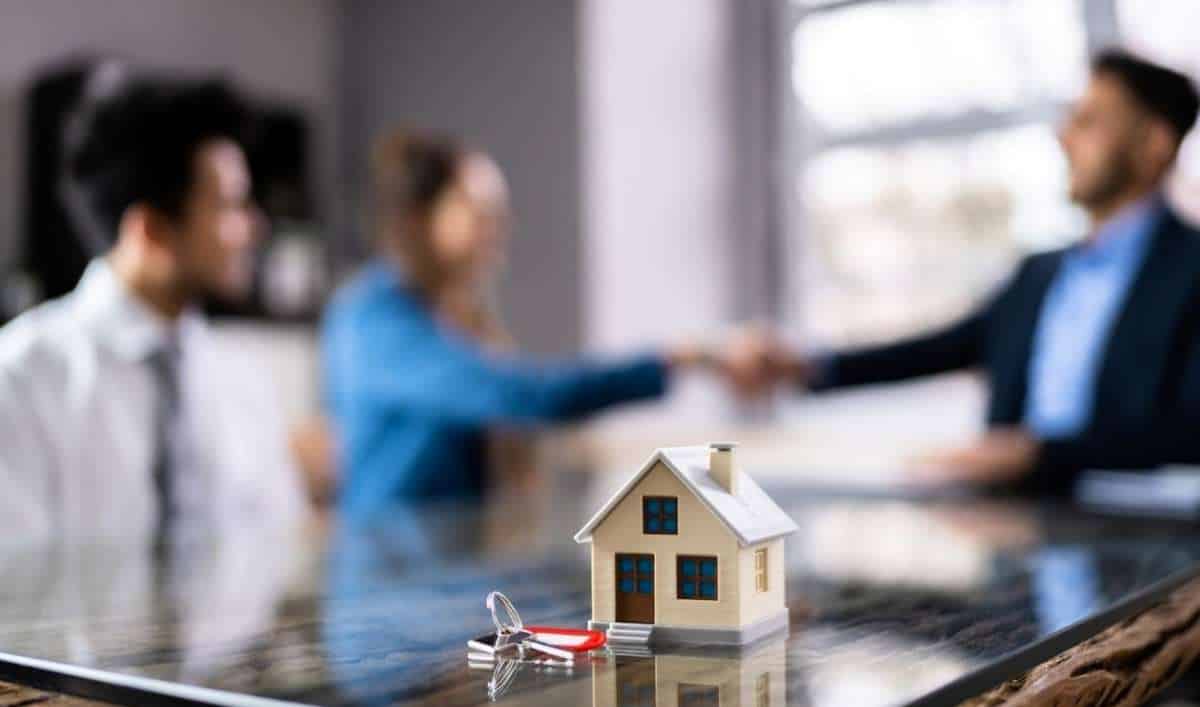 When Should You Work with a Mortgage Broker